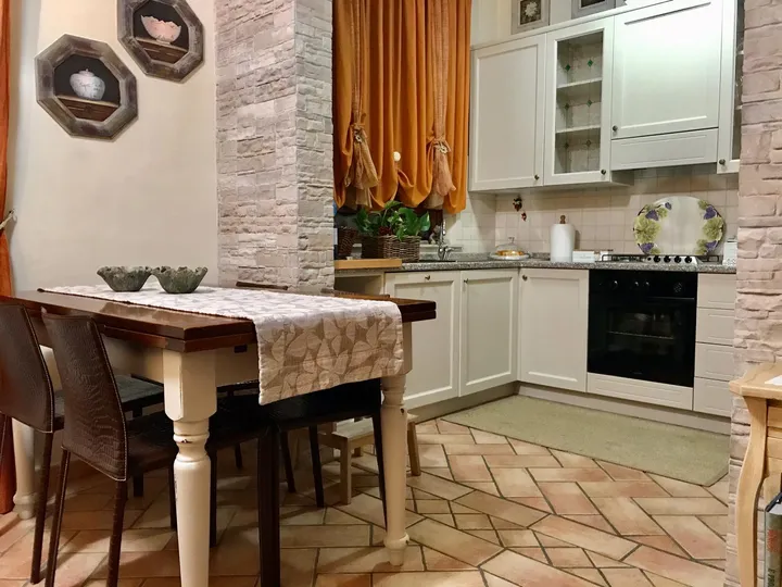 Cucina Semplice ed Elegante — dettaglio 2