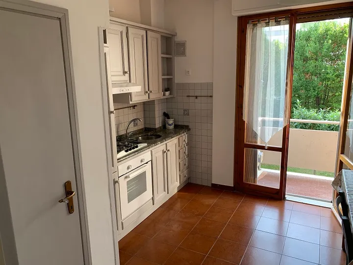 Cucina via Liguria — dettaglio 1